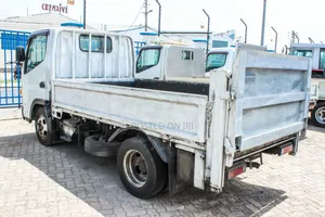 Mitsubishi Canter With Leaf Springs