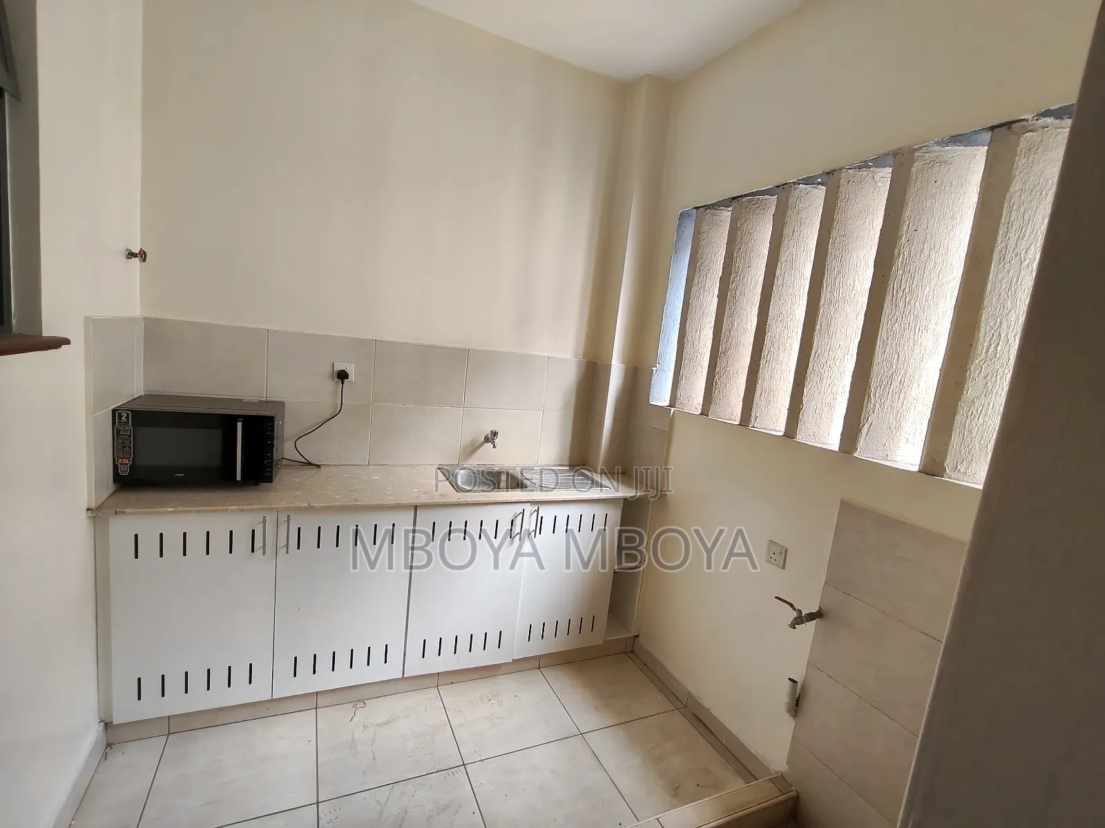 2bdrm Apartment in Westlands, Raphta Road Area for rent
