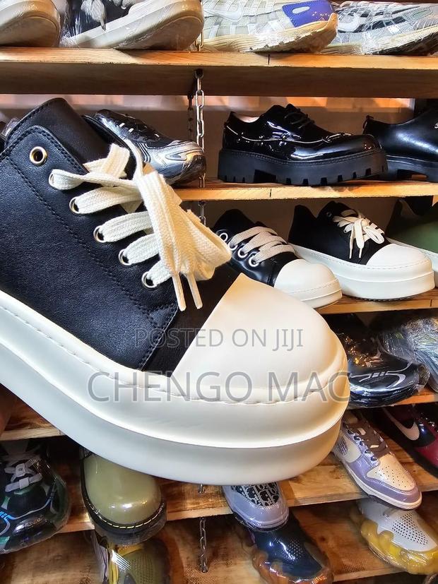 Safari Shoes - thumbnail 3