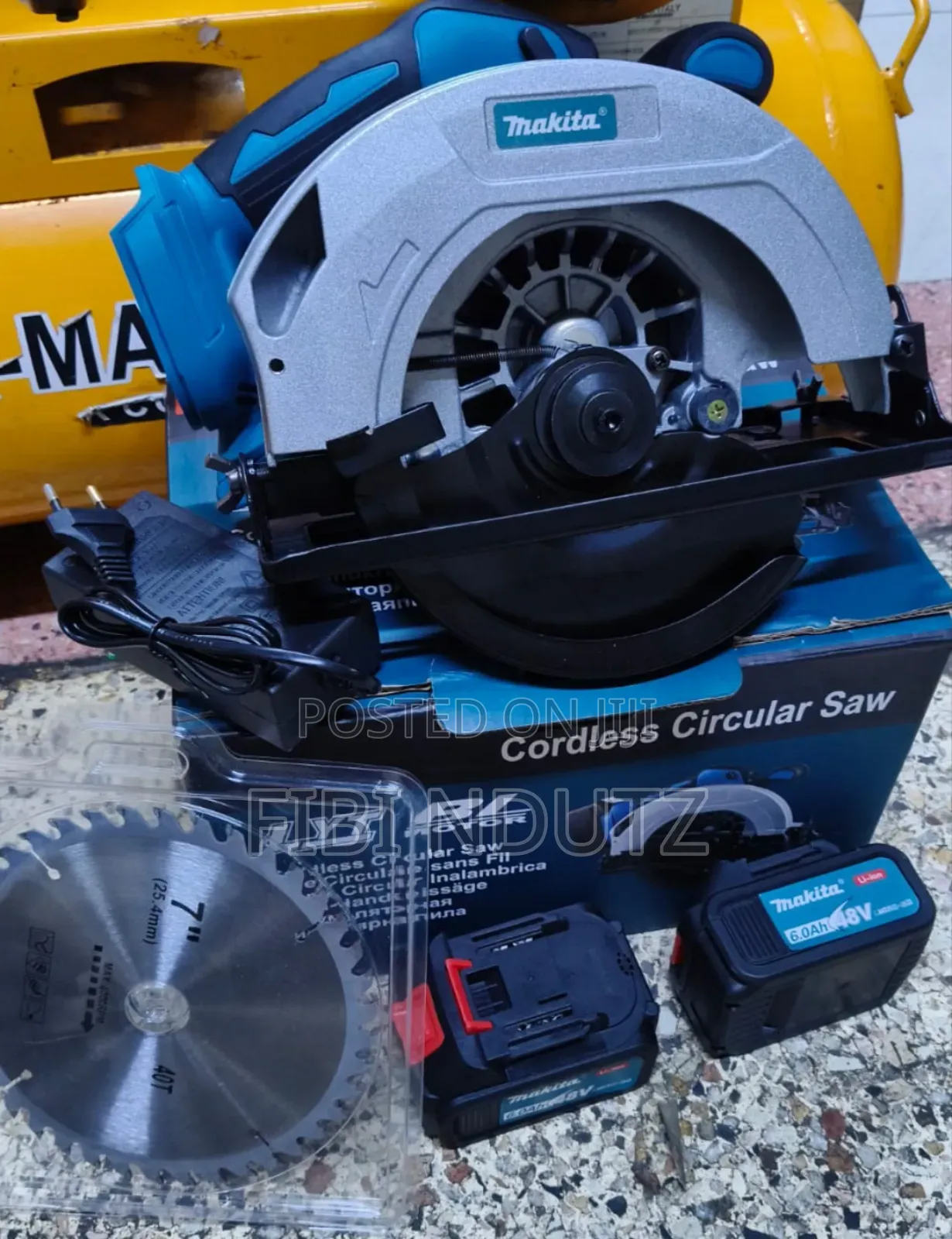 Makita Rechargeable Circular Saw/Makita Cordless Circular Saw 7"