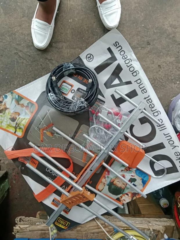 New Outdoor Antenna/Aerial With 10mcable