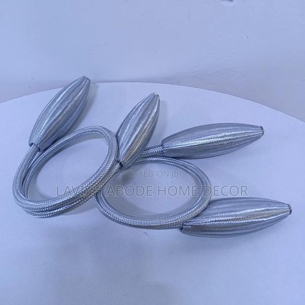 2 PCS Luxurious Curtain Holders /Shears Holder. - thumbnail 6