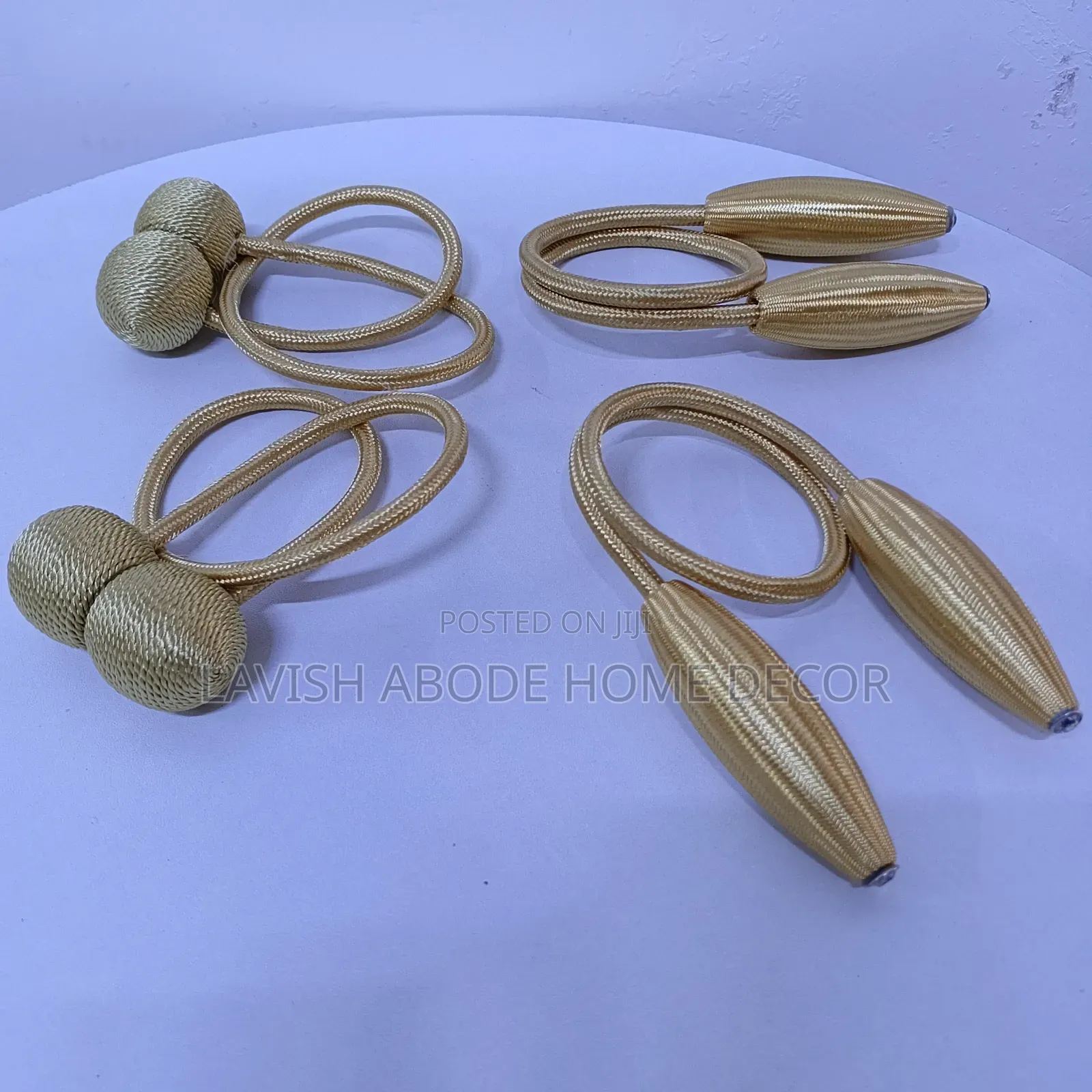 2 PCS Luxurious Curtain Holders /Shears Holder.