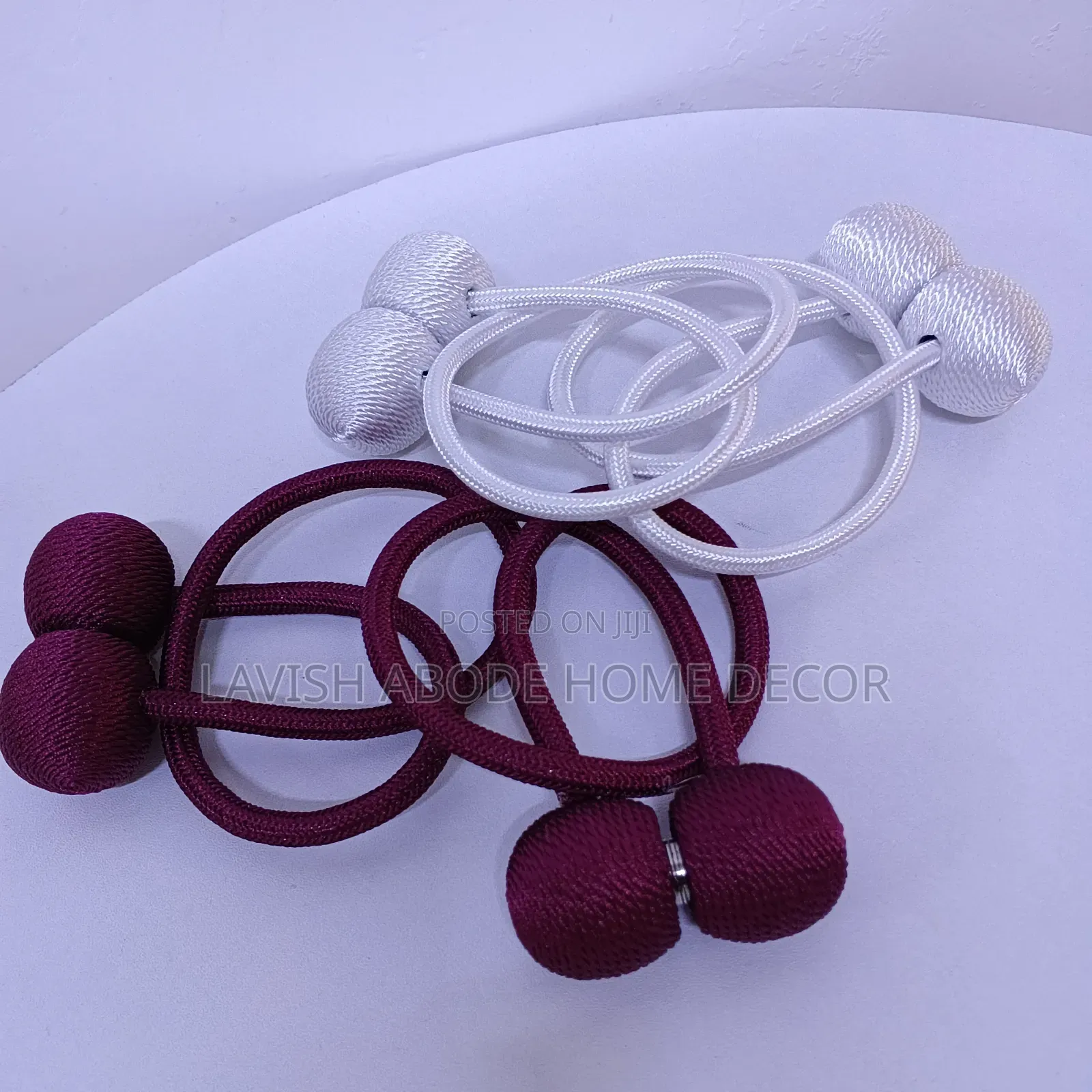 2 PCS Luxurious Curtain Holders /Shears Holder.