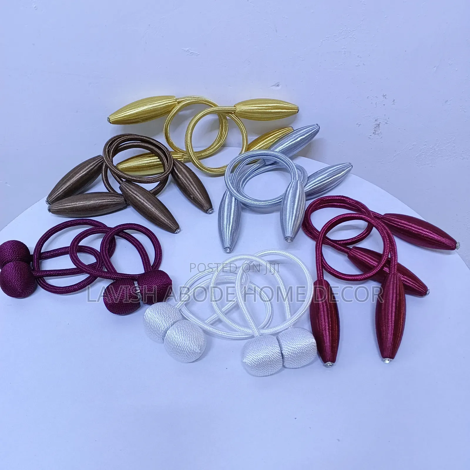 2 PCS Luxurious Curtain Holders /Shears Holder.