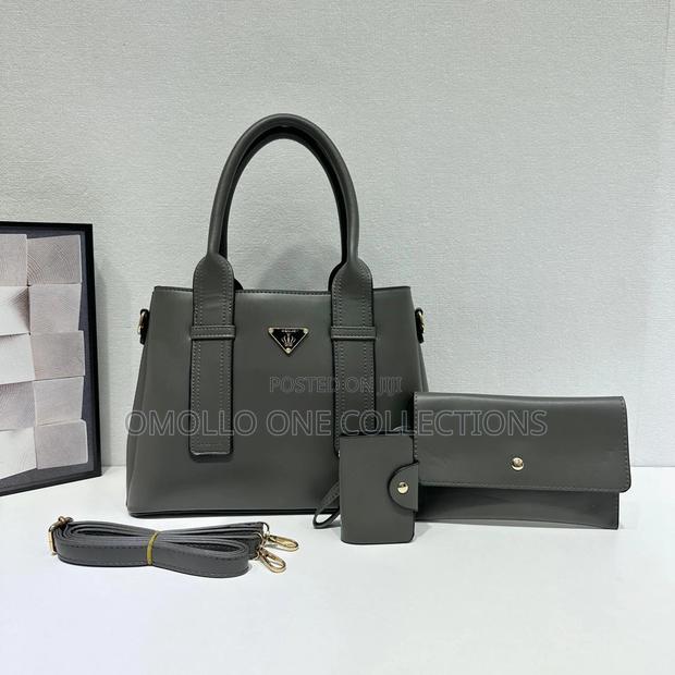 Quality Handbags - thumbnail 4