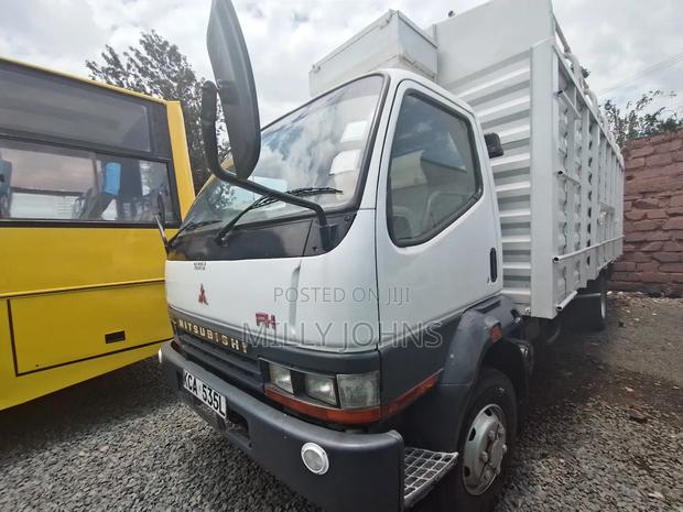 Mitsubishi Mits Fh 215 2014 White - thumbnail 2