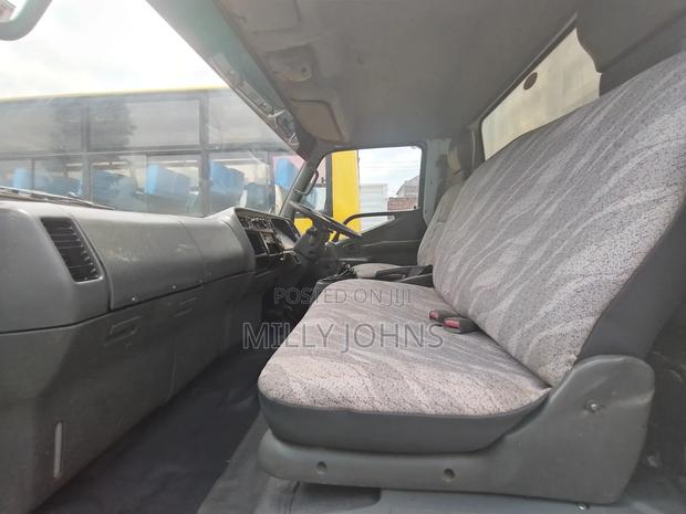 Mitsubishi Mits Fh 215 2014 White - thumbnail 7