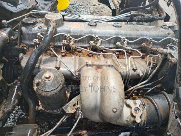 Mitsubishi Mits Fh 215 2014 White - thumbnail 10