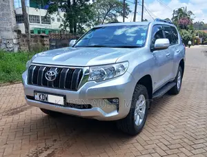 Toyota Land Cruiser Prado 2.8 2019 Silver