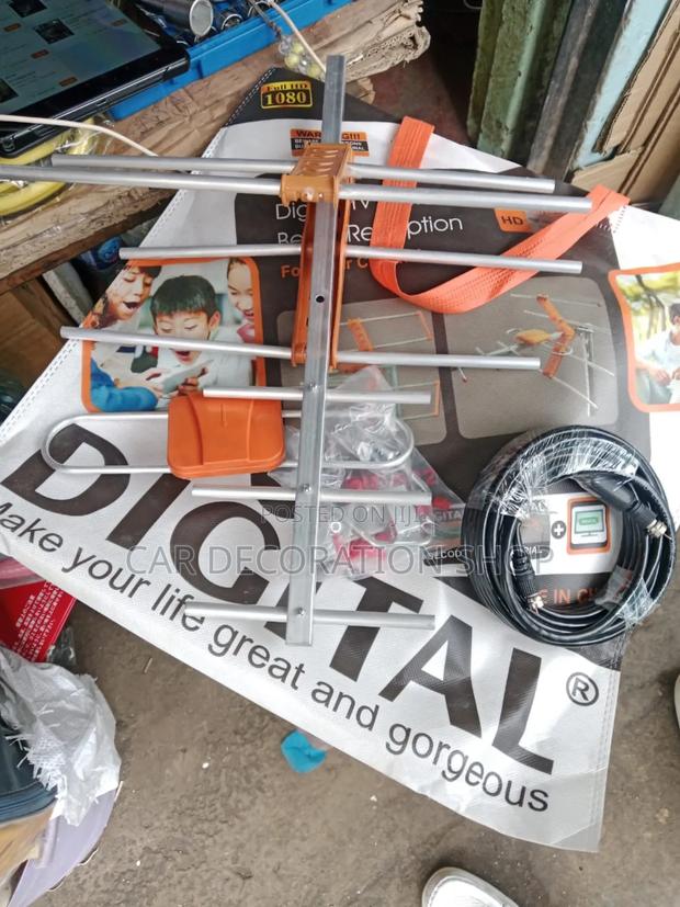 Uhf Wideband Outdoor Antenna - main view