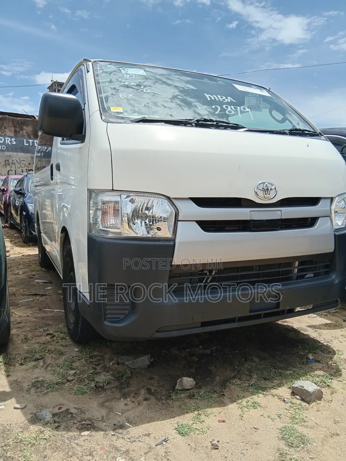 Toyota HiAce 2018 White