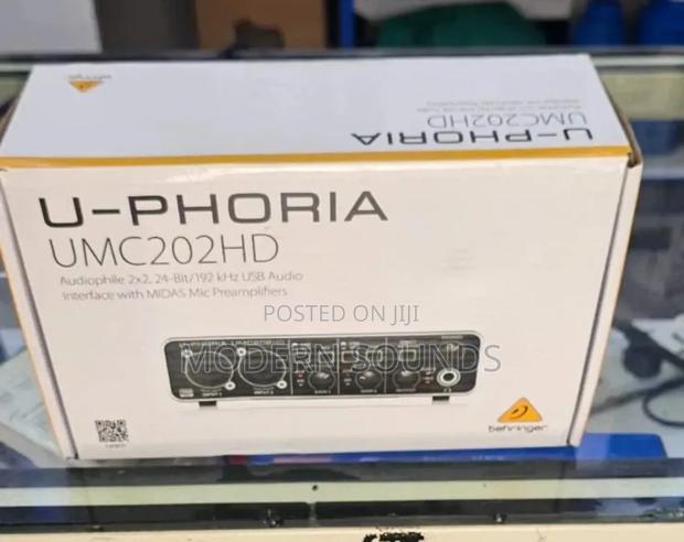 Behringer U-Phoria Umc202hd Usb Audio Interface - main view