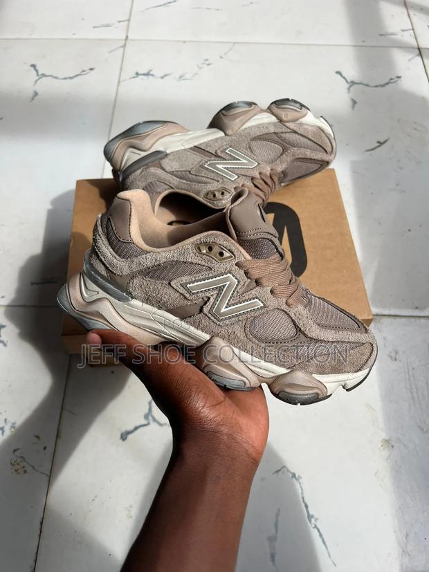 Newbalance 9060 Brown - main view