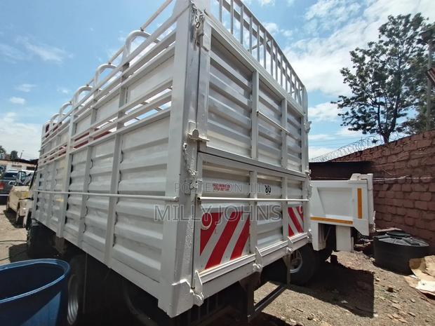 Mitsubishi Canter KCQ 741j 2017 White - thumbnail 7