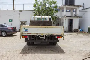 Mitsubishi Fuso Long Chase With Leaf Springs.