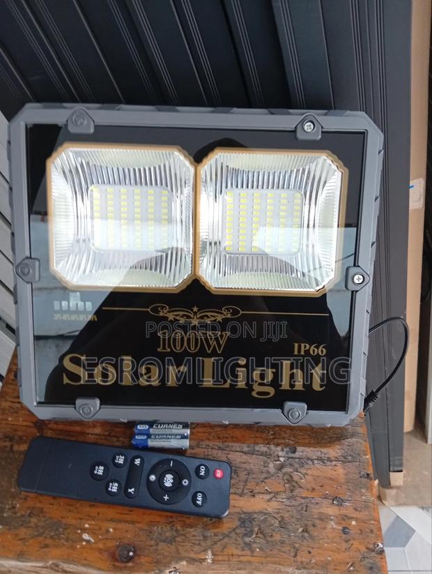 Ultra Bright 100w Solar Flood Light – Ip66 Waterproof - thumbnail 6