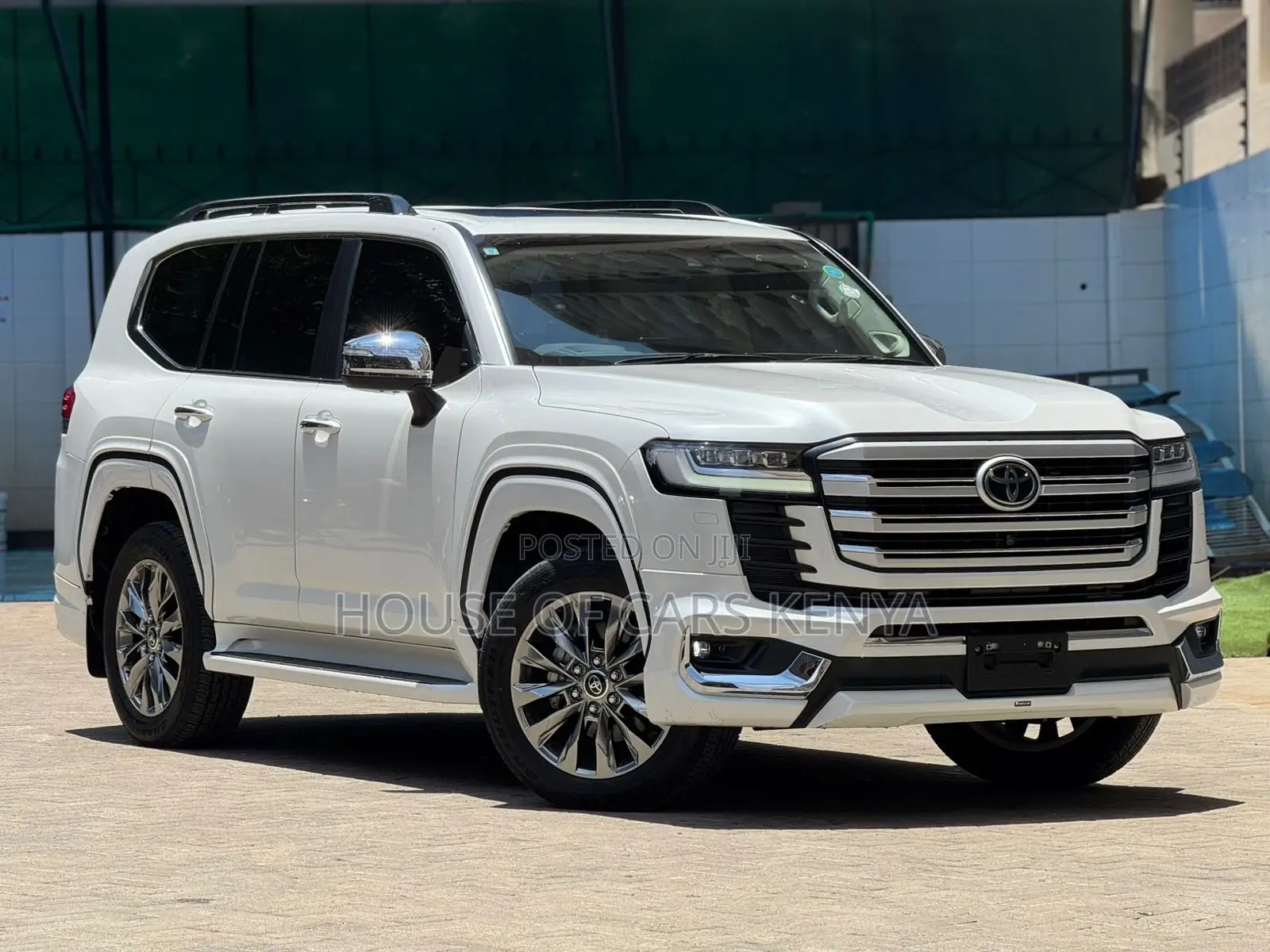 New Toyota Land Cruiser LC300 2023 Pearl