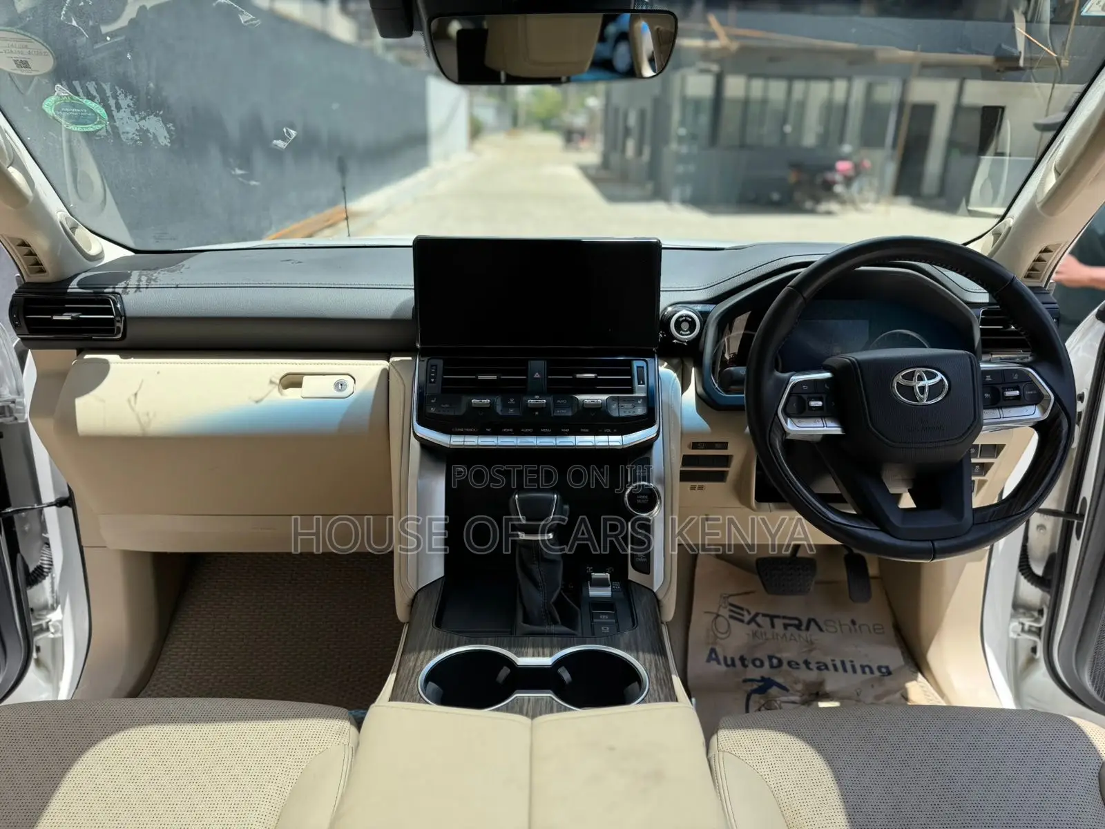 New Toyota Land Cruiser LC300 2023 Pearl