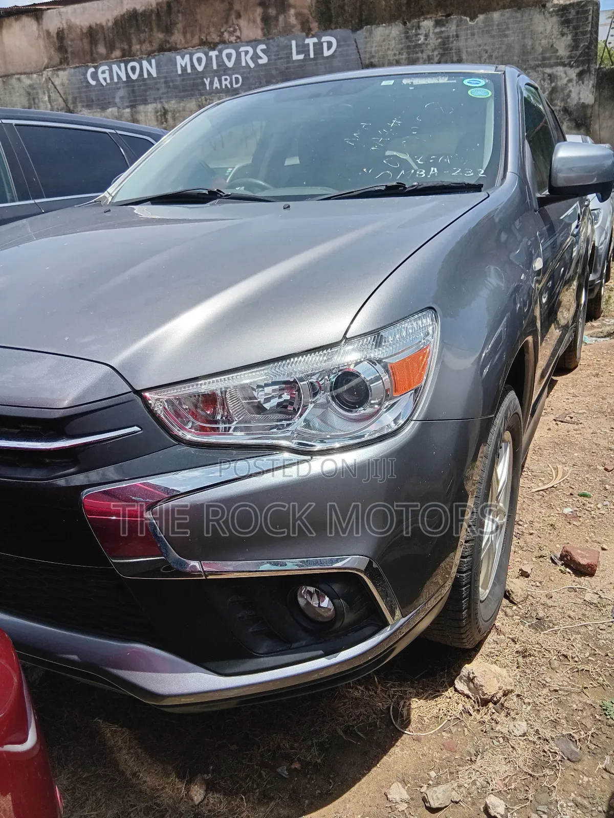 Mitsubishi Outlander 2019 Silver