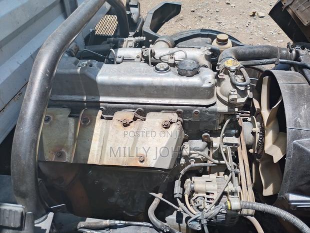 Hd Fuso Canter 2018 White - thumbnail 11