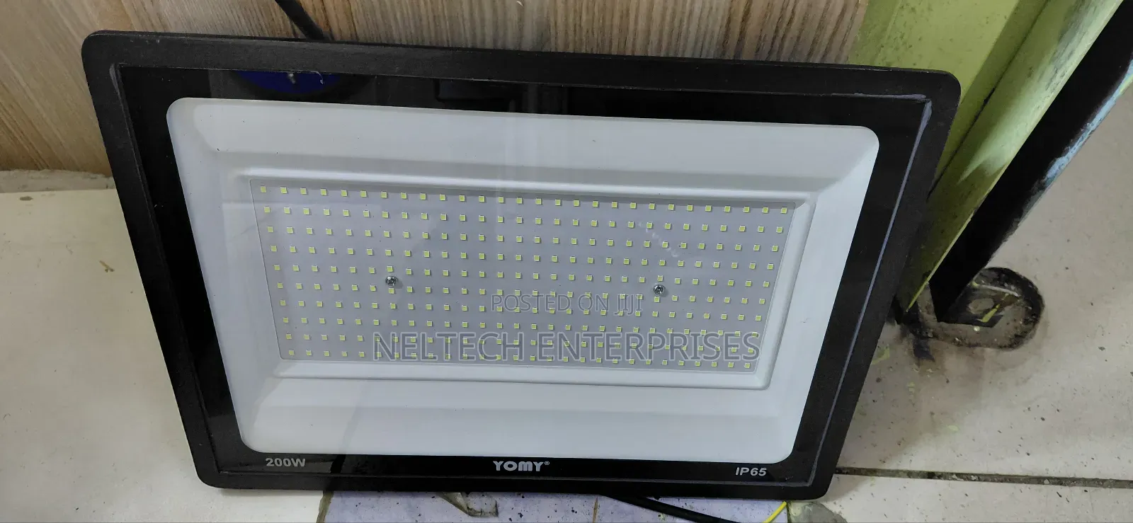 Ac Floodlights 200 WLTS