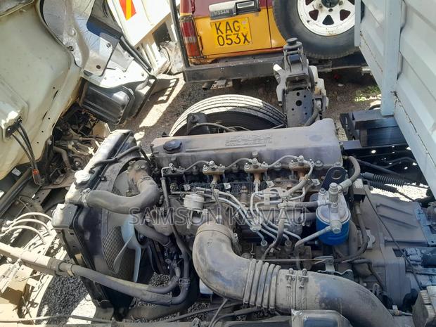 Isuzu NPR Canter - thumbnail 6