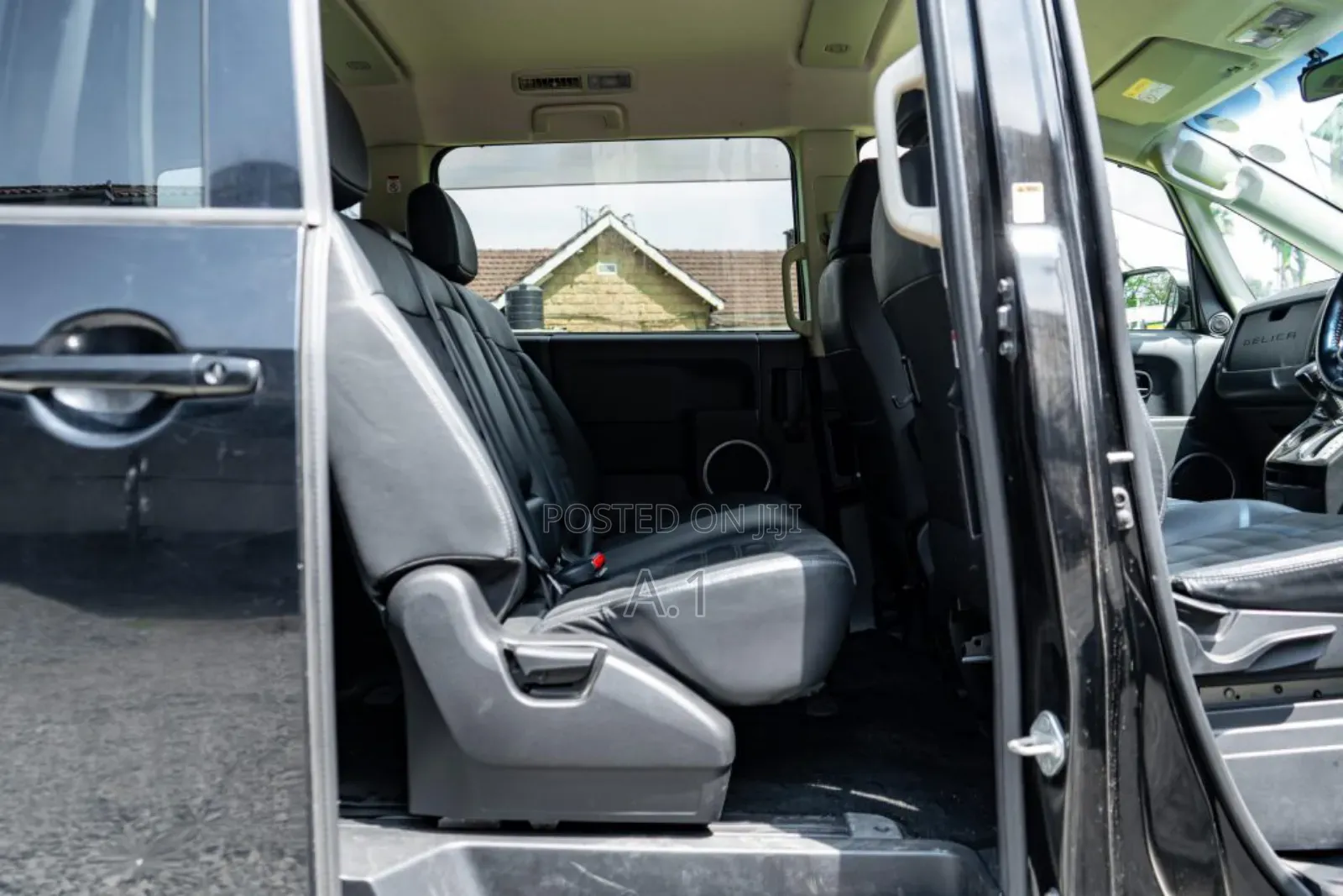 Mitsubishi Delica 2019 Black