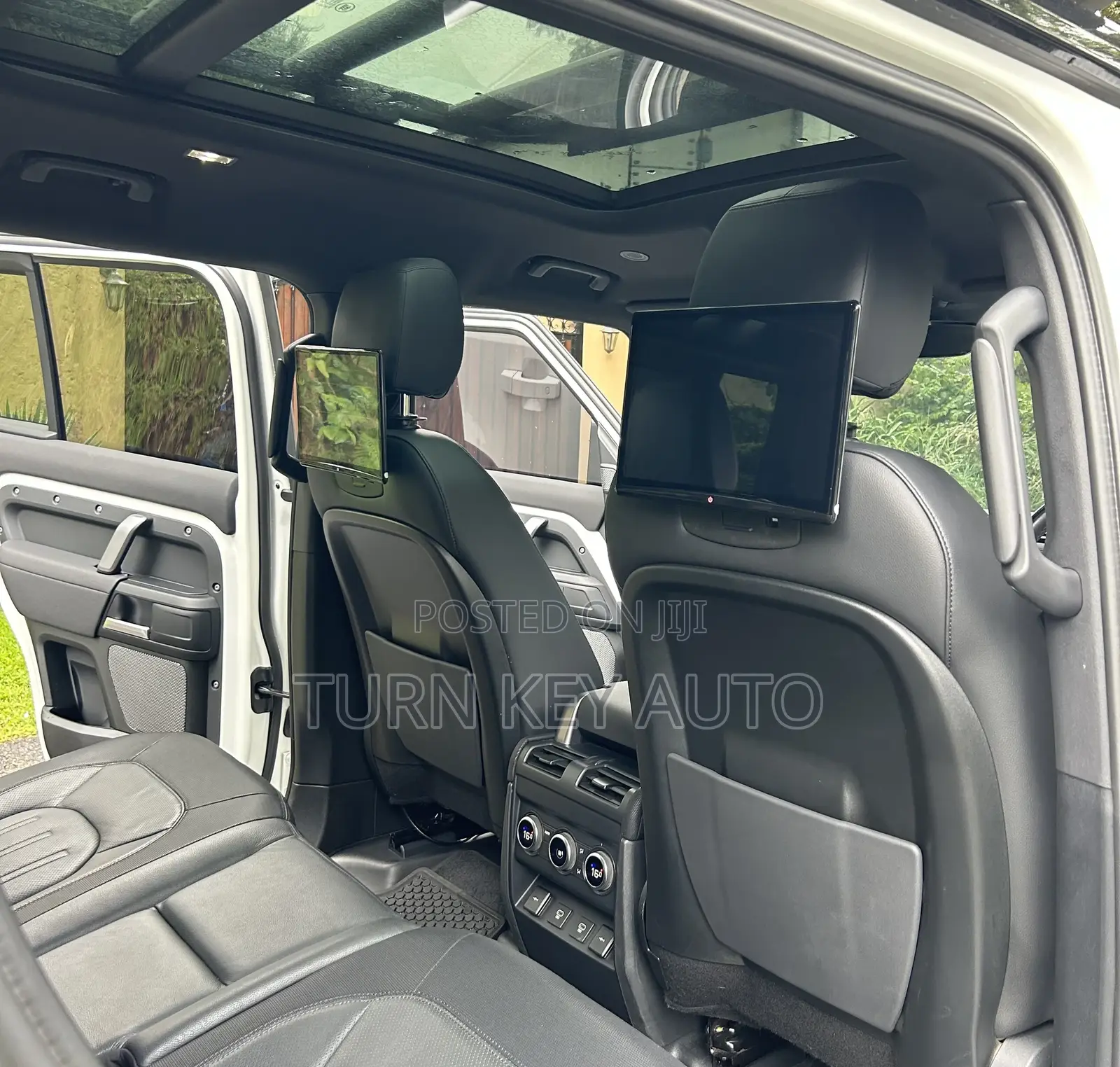 Land Rover Defender X-Dynamic S 2021 White