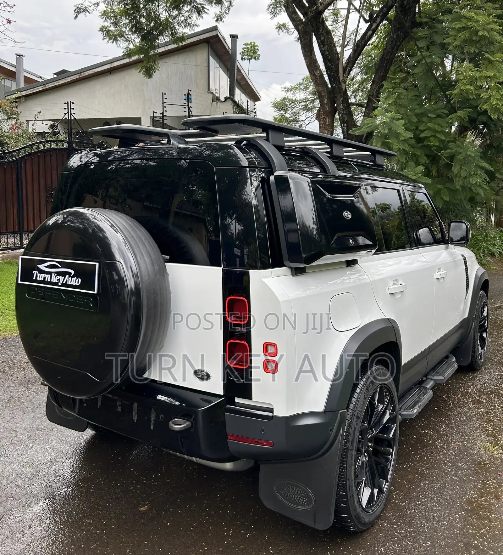 Land Rover Defender X-Dynamic S 2021 White