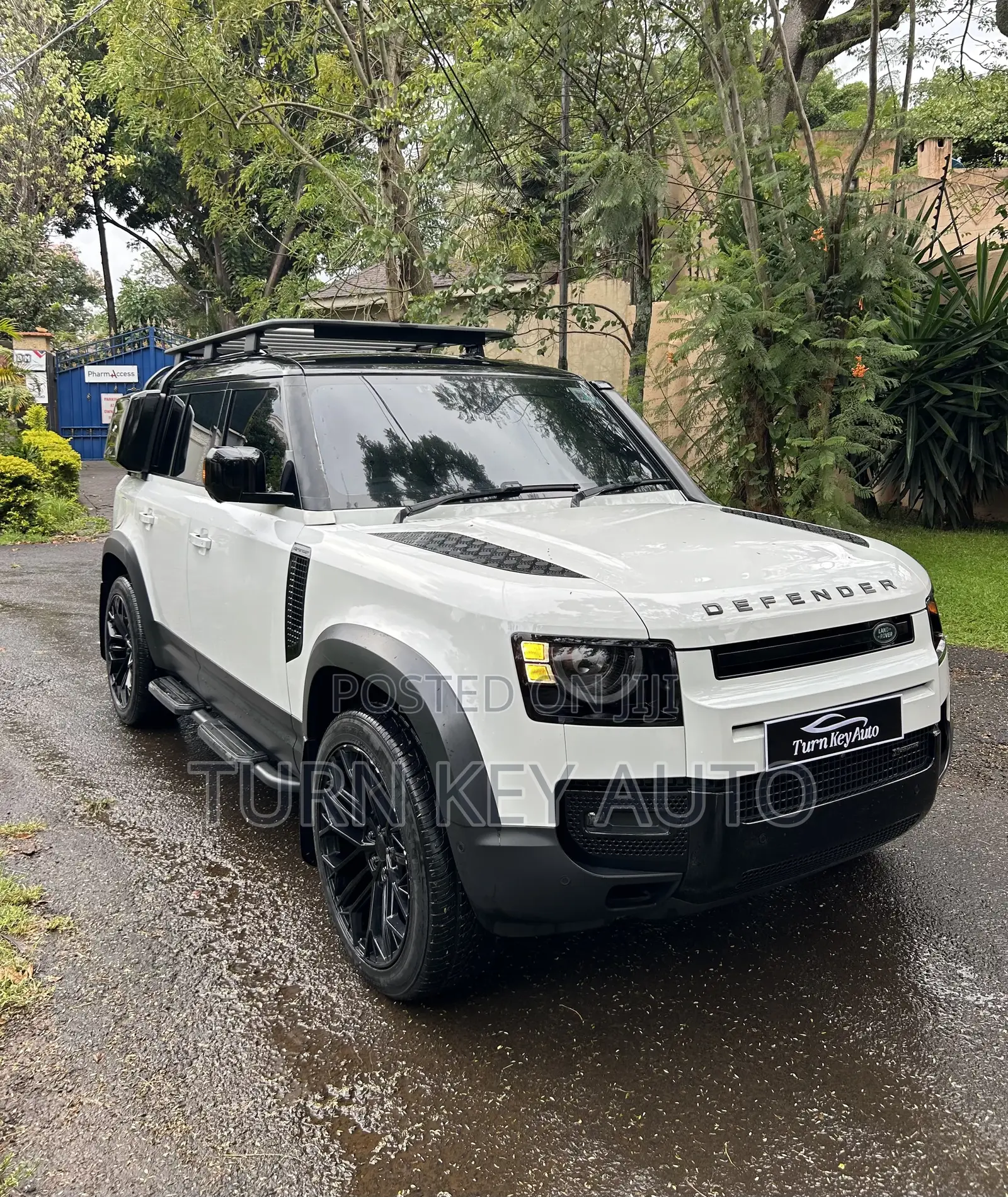 Land Rover Defender X-Dynamic S 2021 White