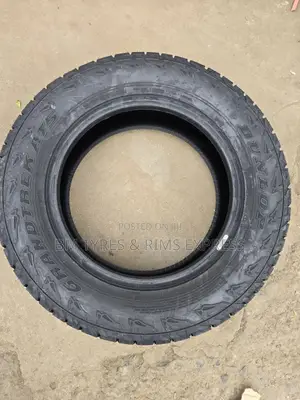 215 /65 R16 Dunlop Tyres (All Terrein)