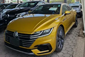Volkswagen Arteon 2.0T SE R-Line w/19 AWD 4MOTION 2019 Gold