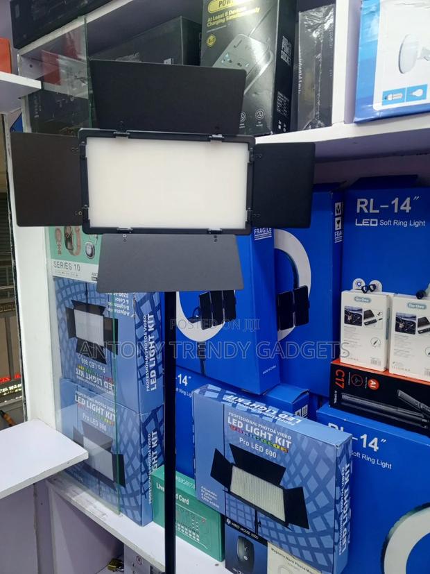 Professional Led Video Light Panel (Led-u600+) With Adjustable Stand - thumbnail 4