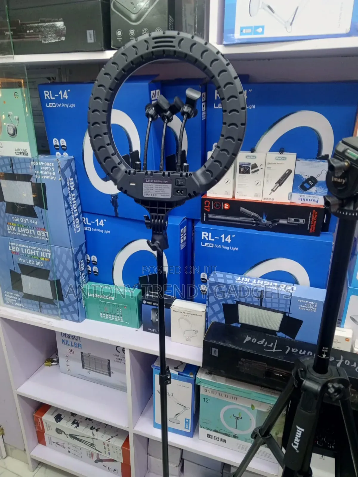14 Inches Led Ring Light With 3 Flexible Phone Holders