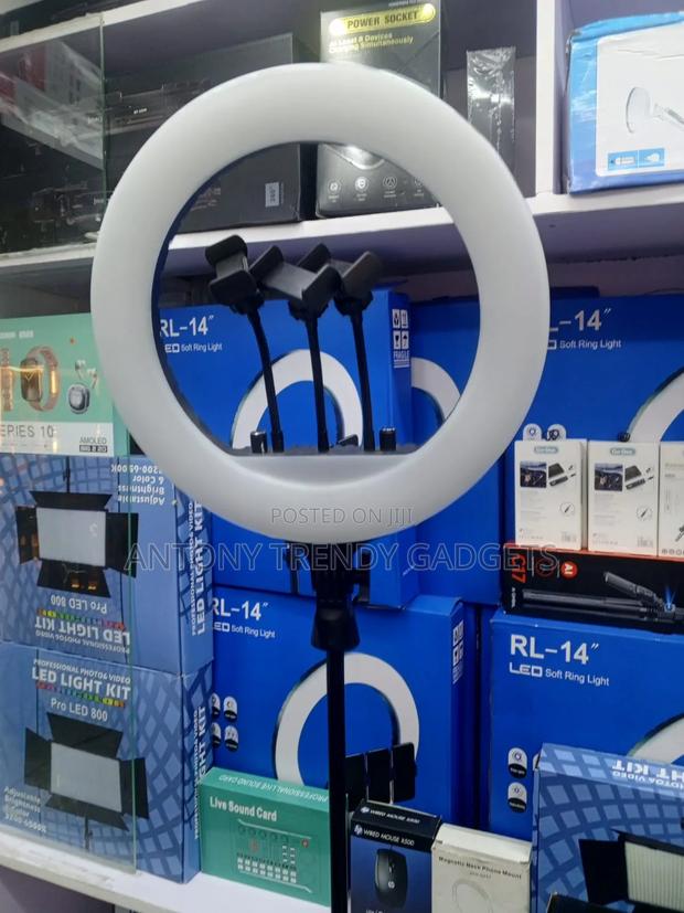 14 Inches Led Ring Light With 3 Flexible Phone Holders - thumbnail 3
