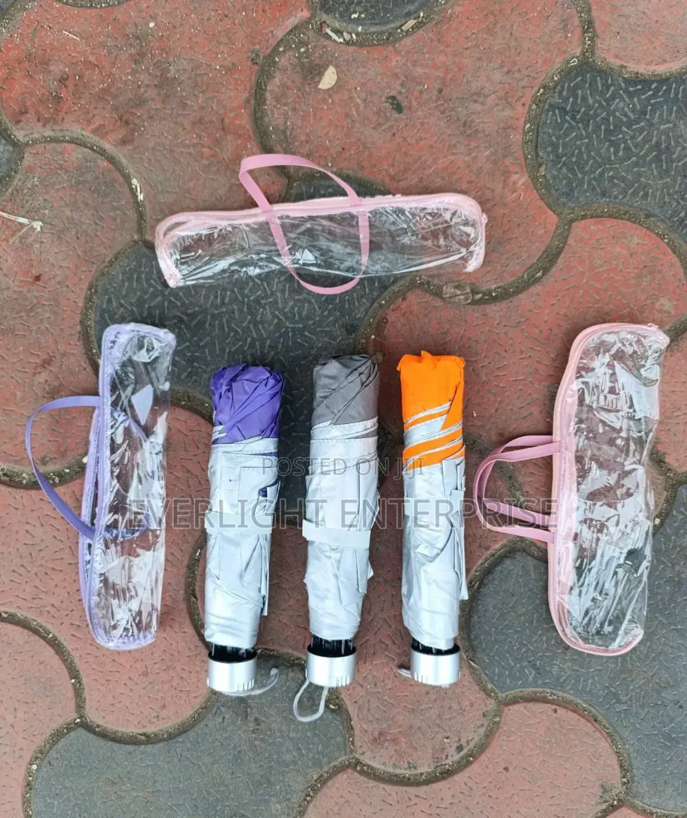 Zip Umbrella 
Available