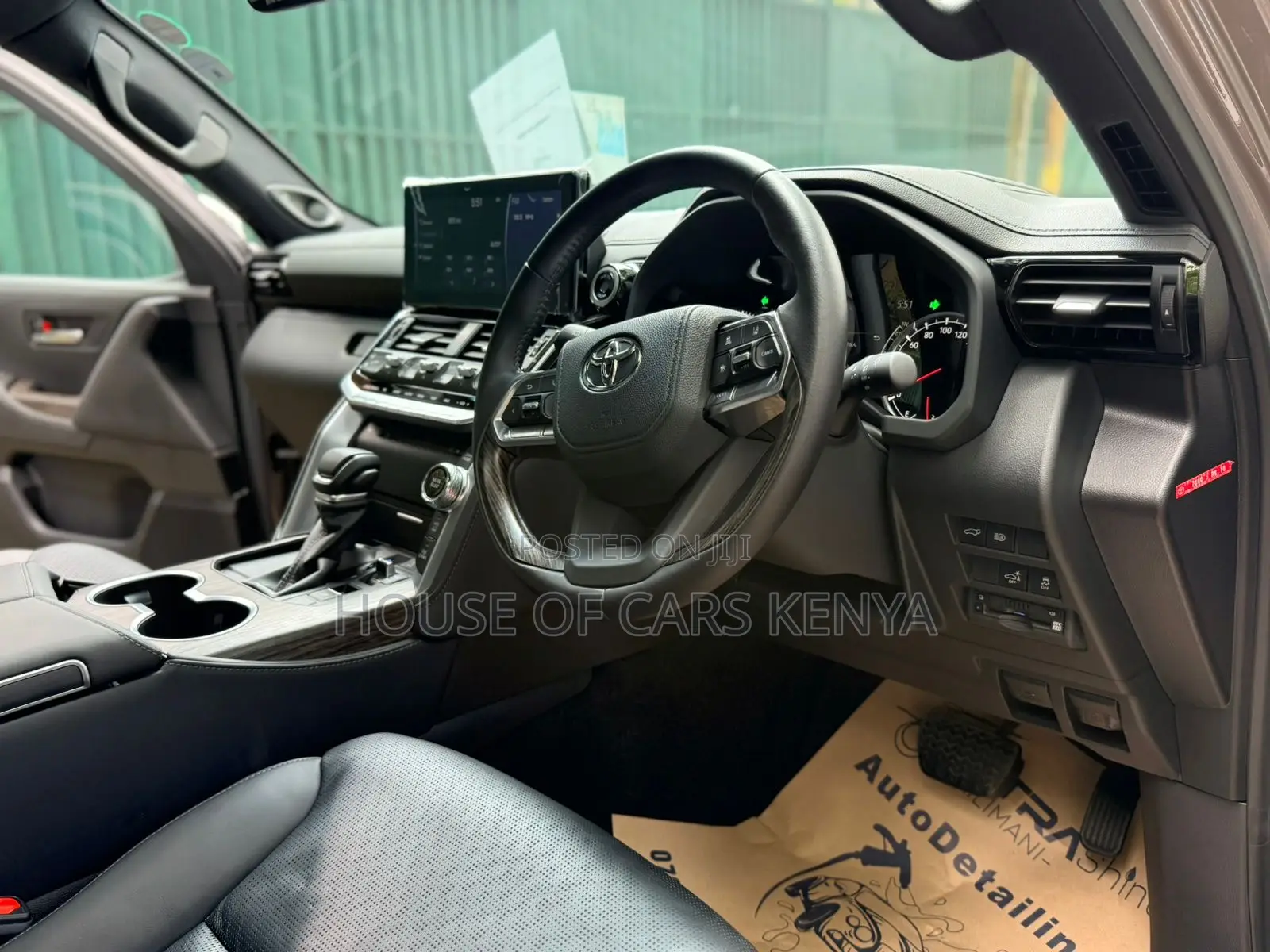 New Toyota Land Cruiser LC300 2023