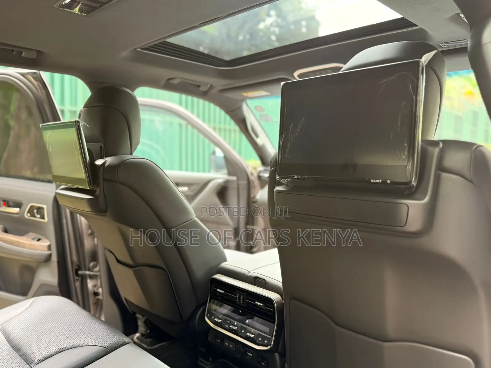 New Toyota Land Cruiser LC300 2023