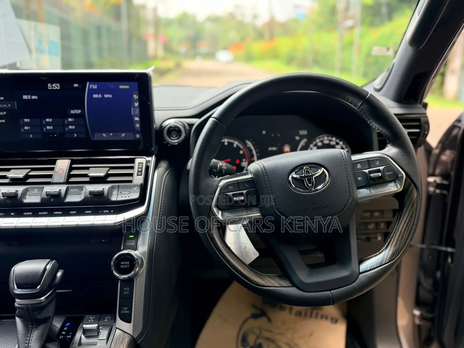 New Toyota Land Cruiser LC300 2023