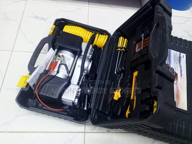 Portable Car Tyre Inflator Air Compressor - thumbnail 2