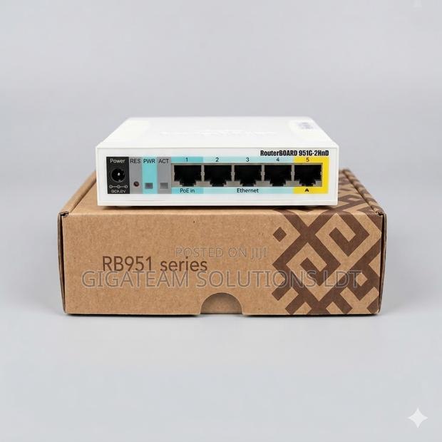 Mikrotik Rb951ui-2hnd Wireless Router - main view