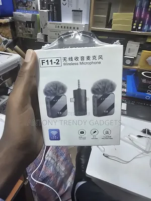 F11-2 Dual Wireless Microphone – Clip-on Lavalier Mic