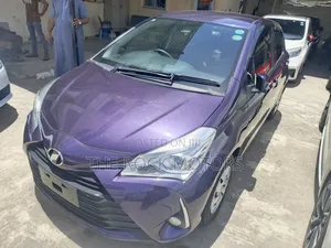 Toyota Vitz 2019 Ivory
