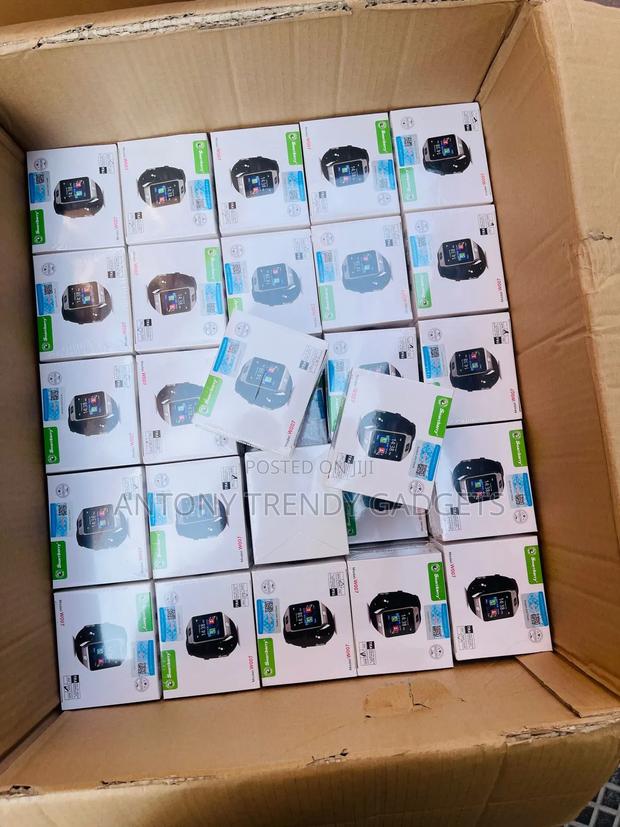Smartberry W007 Smartwatch Phone - main view