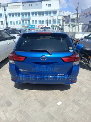Toyota Corolla Fielder 2019 Blue