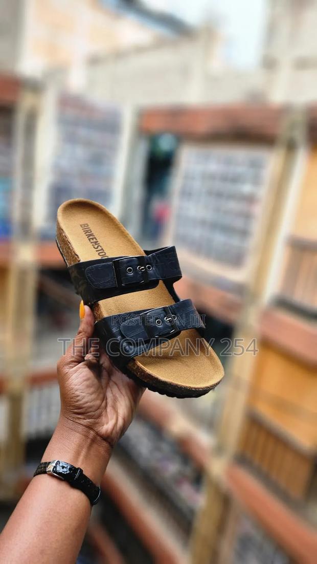 Quality Leather Casual Men Open Slide Shoes - thumbnail 7