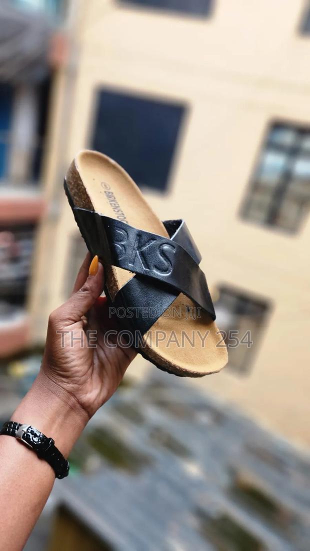 Quality Leather Casual Men Open Slide Shoes - thumbnail 10