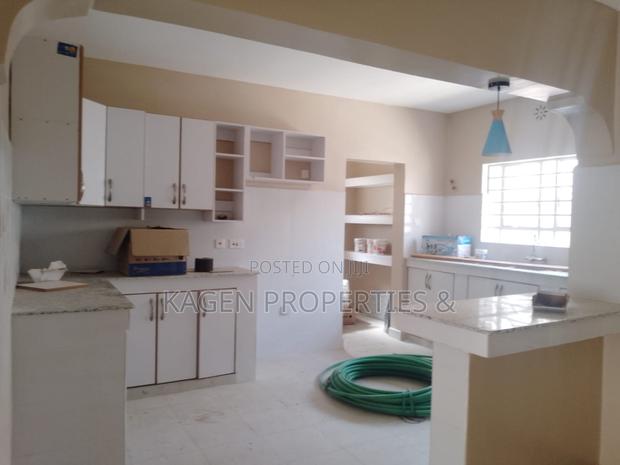 3bdrm Bungalow in Ol Keri for sale - thumbnail 4