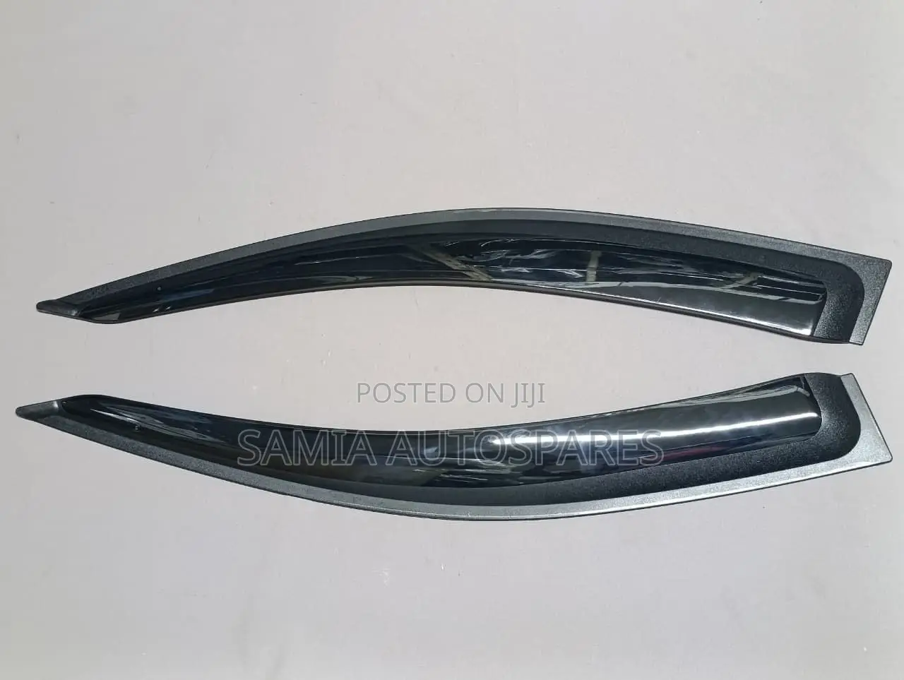 Original Windbreakers Toyota Fielder (2001-2006)